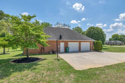 178 Sugar Leaf Circle Winchester TN 37398