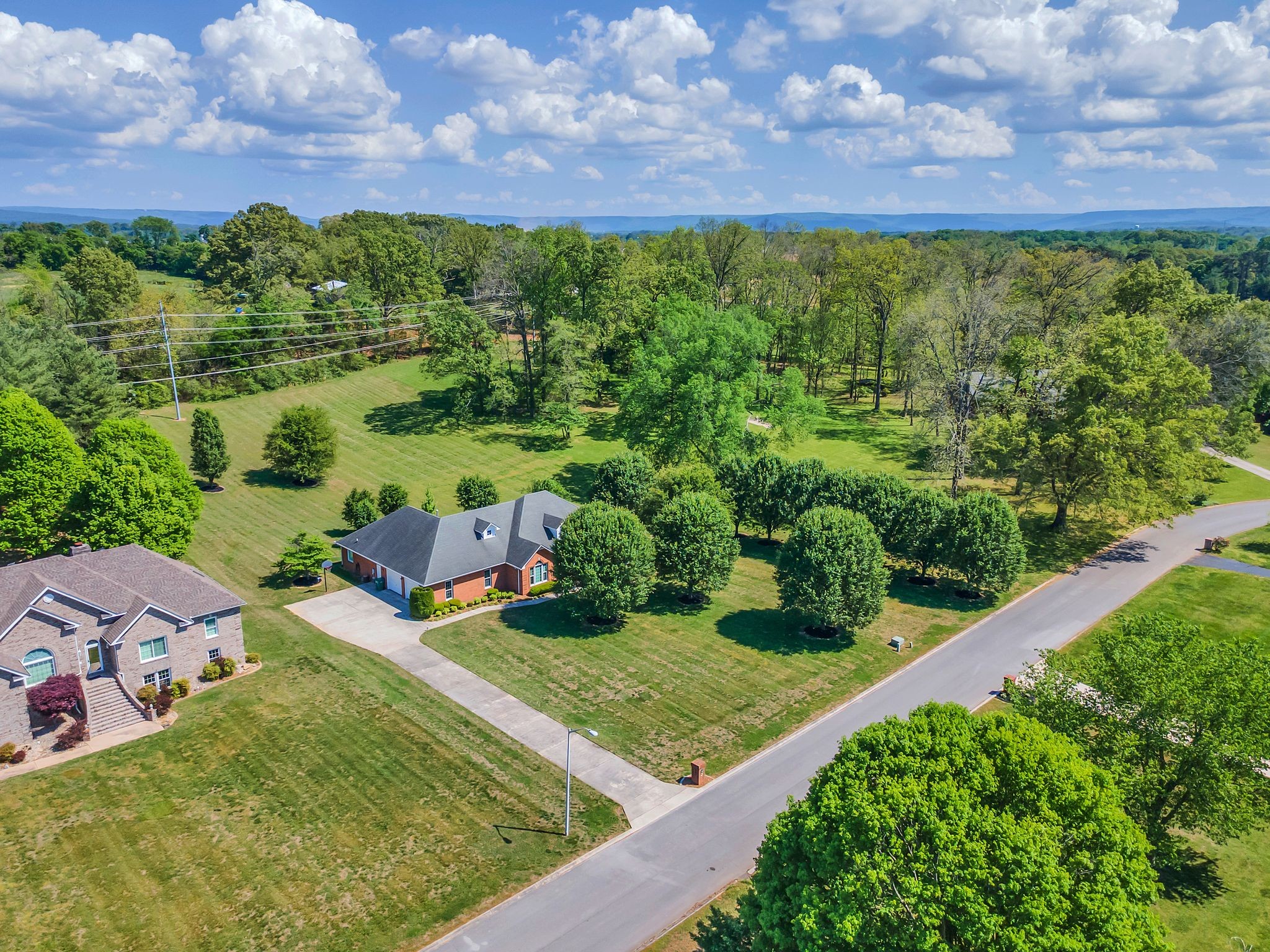 178 Sugar Leaf Circle Winchester TN 37398
