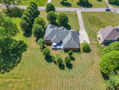 178 Sugar Leaf Circle Winchester TN 37398