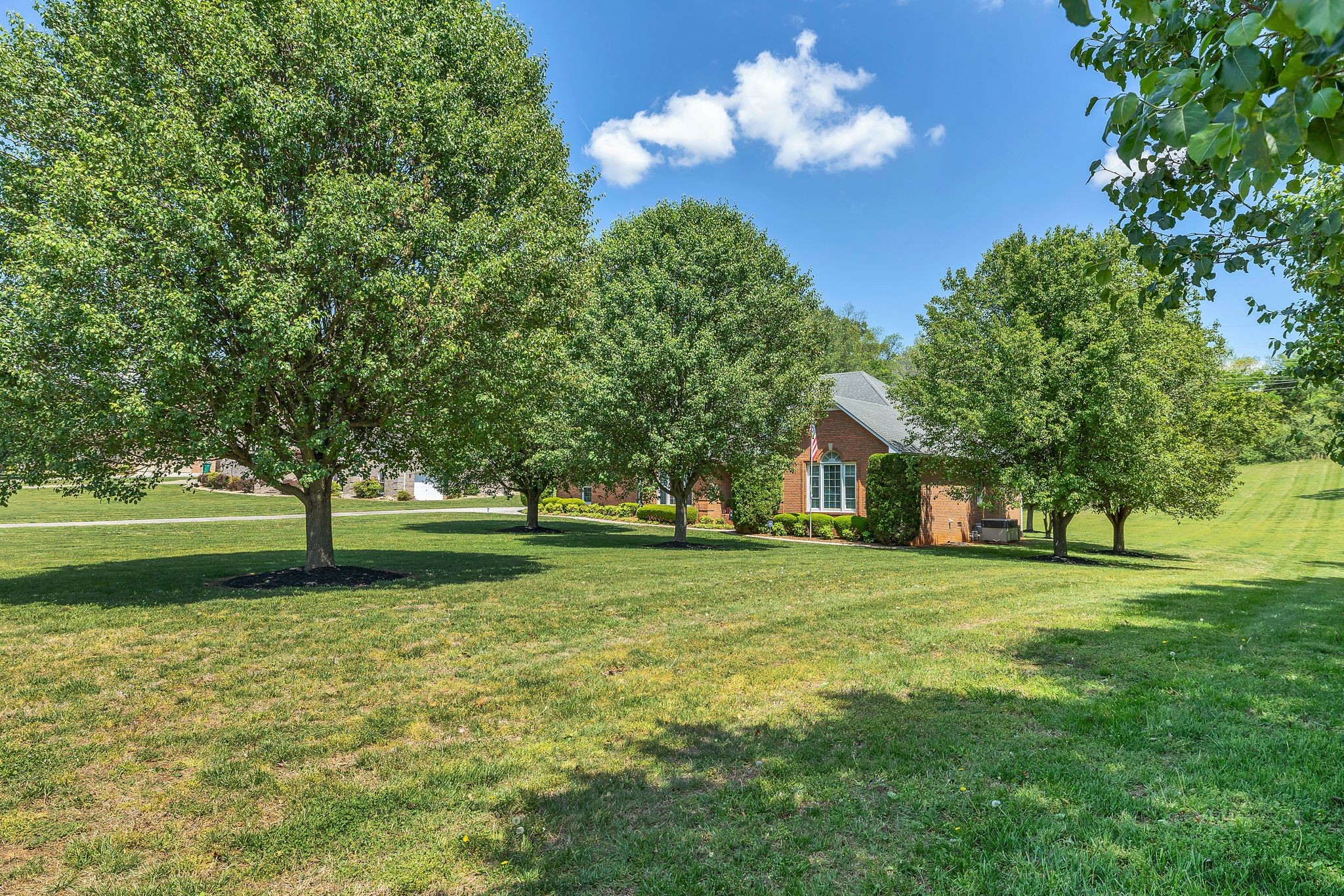 178 Sugar Leaf Circle Winchester TN 37398