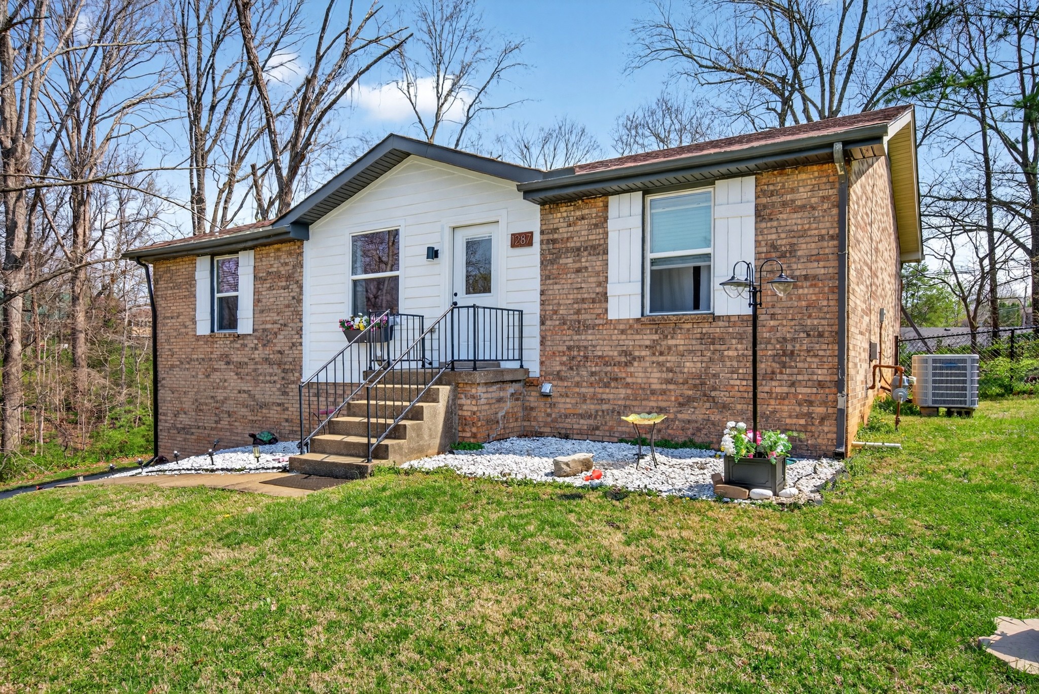 1287 Jostin Drive Clarksville TN 37040