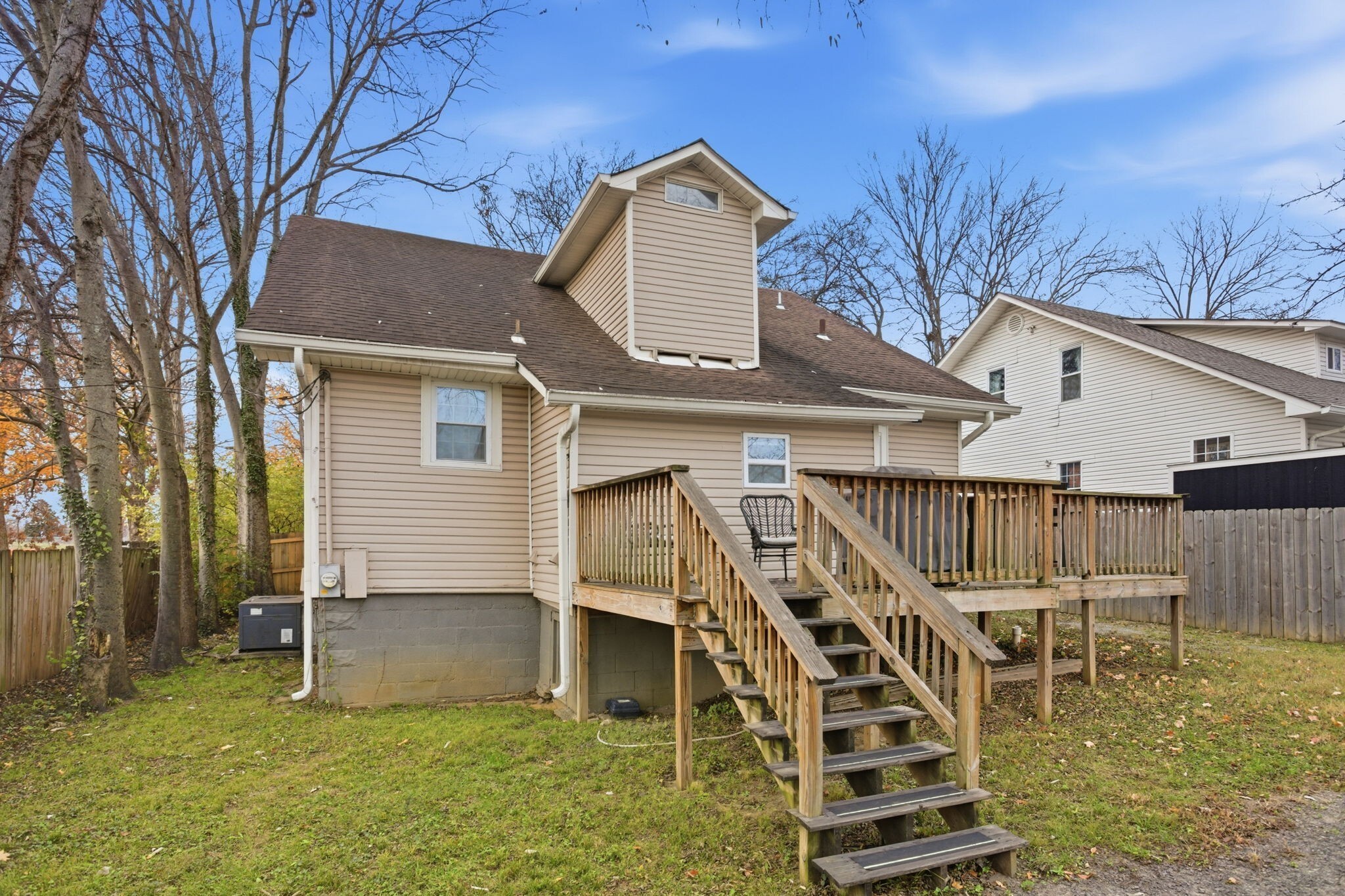 2502 Trevecca Avenue Nashville TN 37206