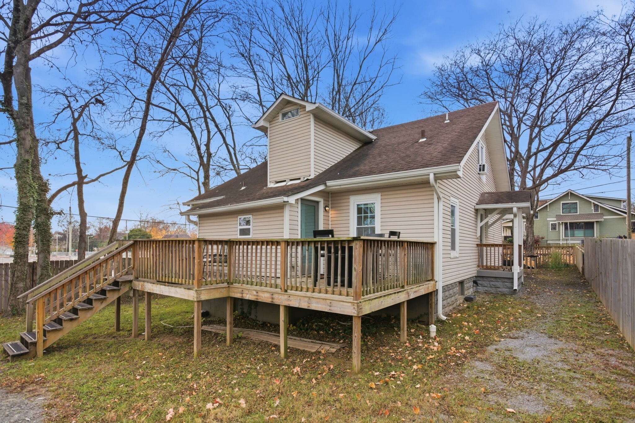 2502 Trevecca Avenue Nashville TN 37206