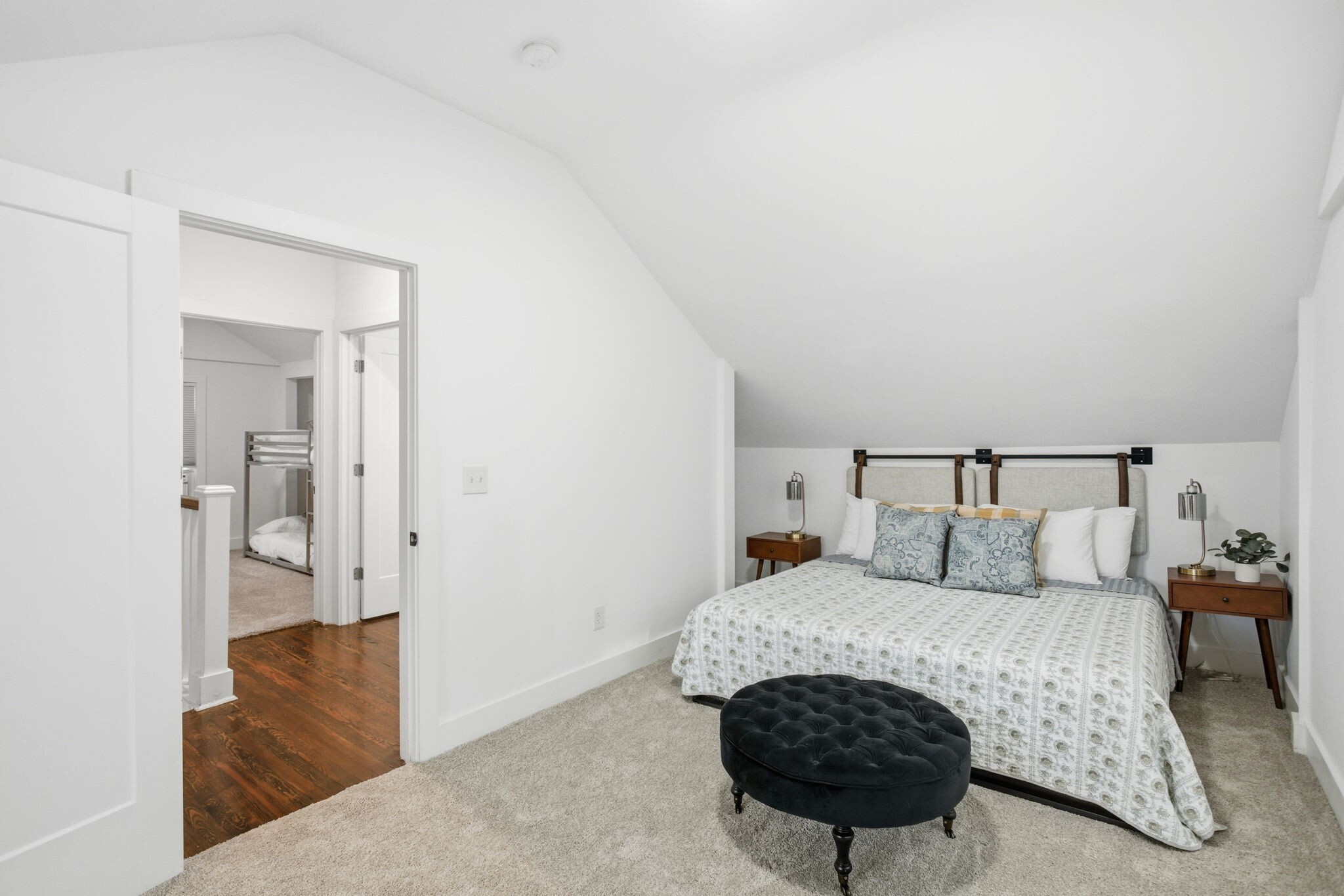 2502 Trevecca Avenue Nashville TN 37206