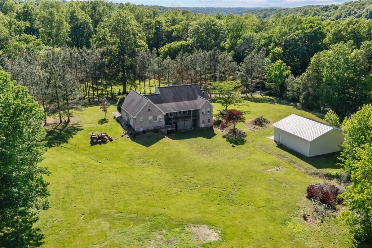 2440 Maple Grove Road Dickson TN 37055