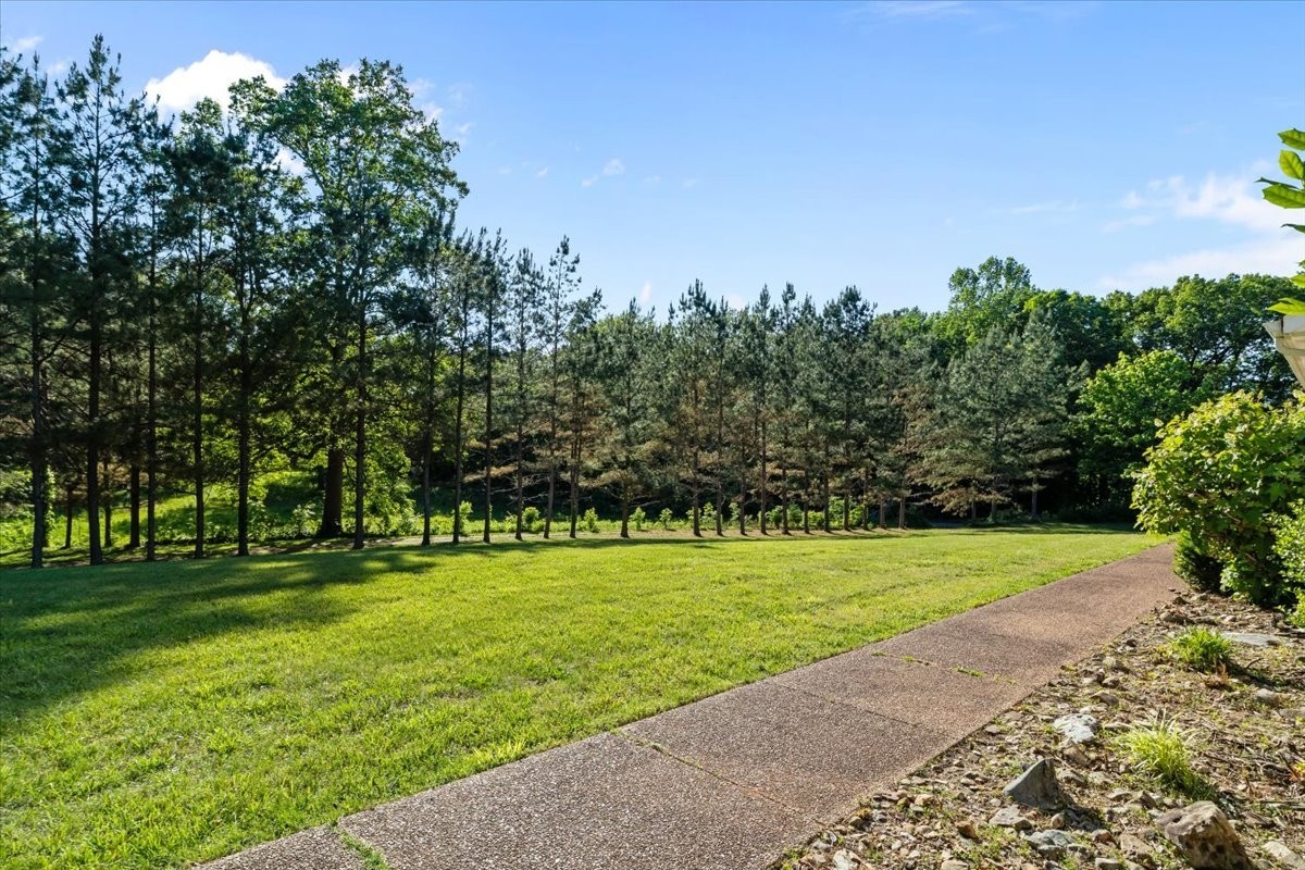 2440 Maple Grove Road Dickson TN 37055