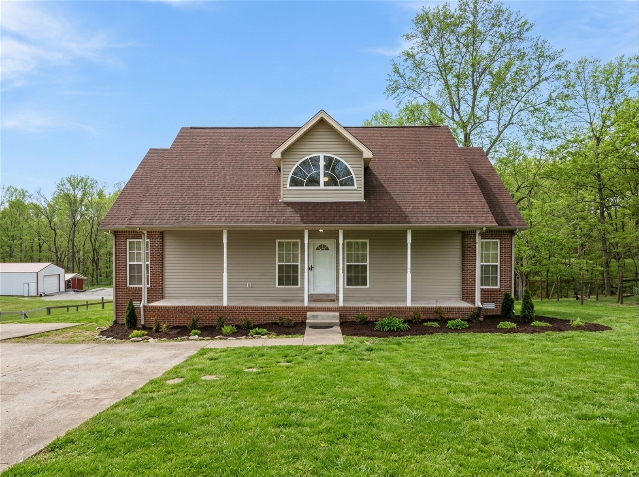 2789 Highway 12, N Chapmansboro TN 37035