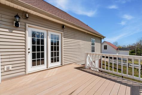 2789 Highway 12, N Chapmansboro TN 37035