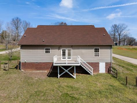 2789 Highway 12, N Chapmansboro TN 37035