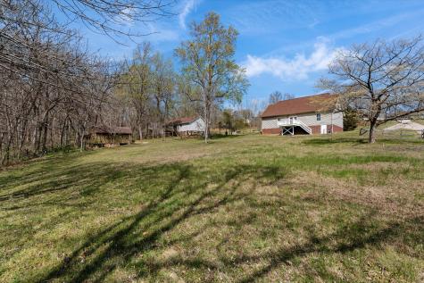 2789 Highway 12, N Chapmansboro TN 37035