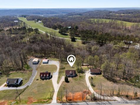 2789 Highway 12, N Chapmansboro TN 37035
