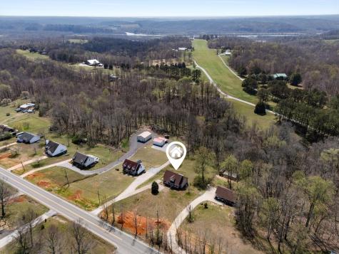 2789 Highway 12, N Chapmansboro TN 37035