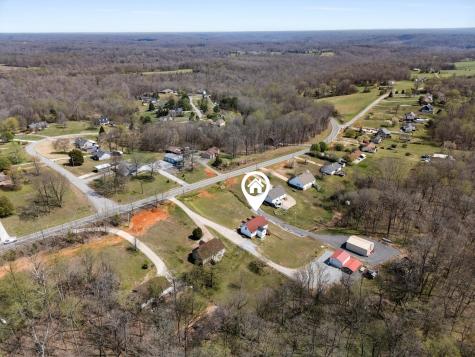 2789 Highway 12, N Chapmansboro TN 37035