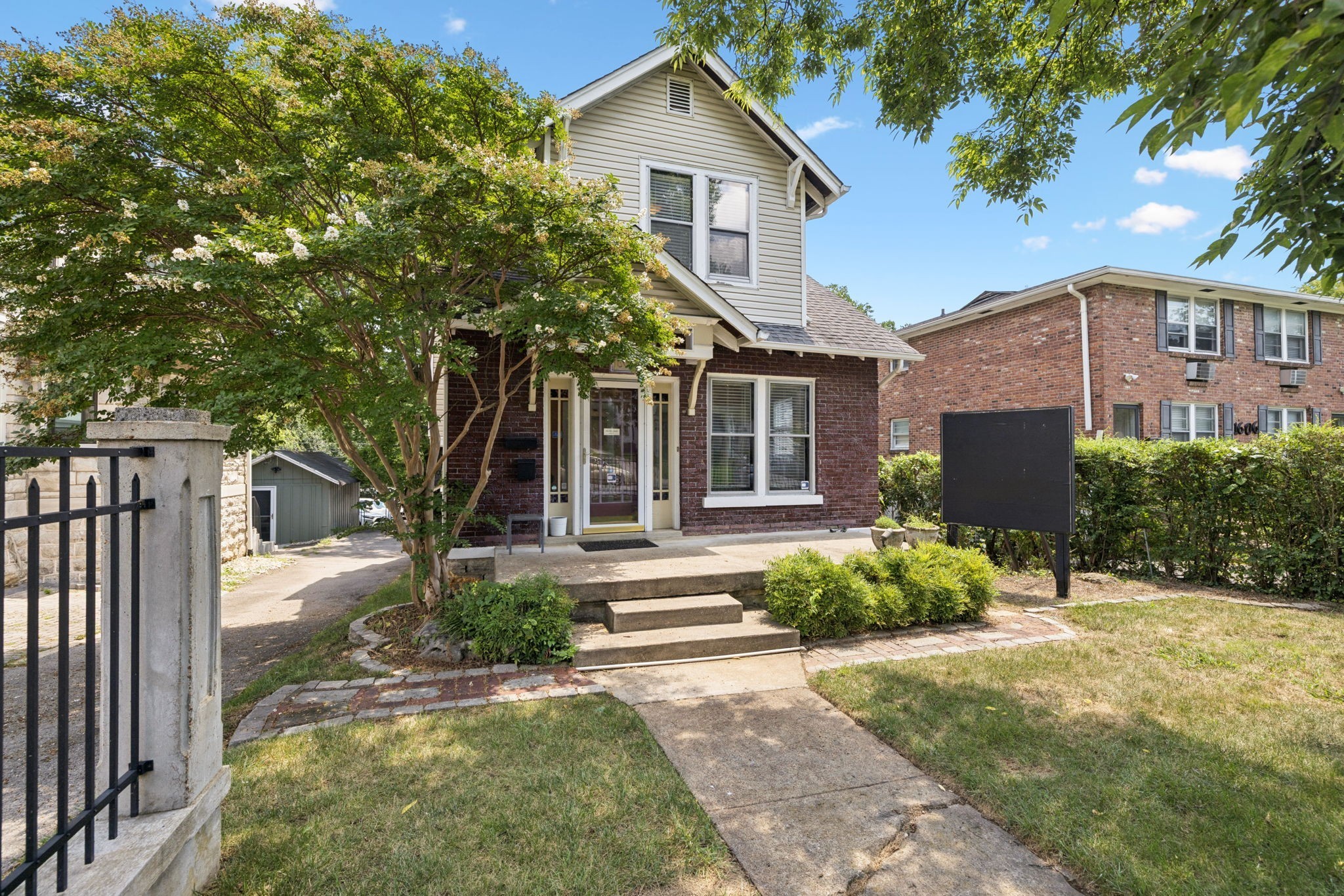 1604 17th Ave, S Nashville TN 37212