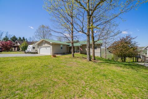 1927 Laurel Lake Drive Monteagle TN 37356