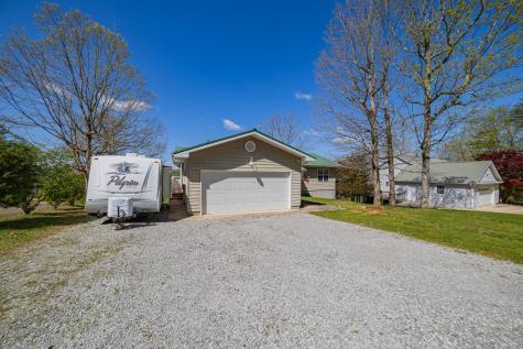 1927 Laurel Lake Drive Monteagle TN 37356