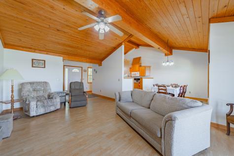 1927 Laurel Lake Drive Monteagle TN 37356