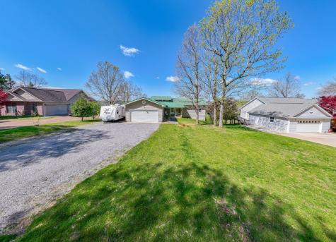 1927 Laurel Lake Drive Monteagle TN 37356