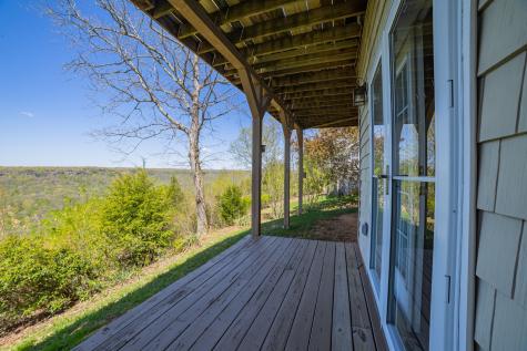 1927 Laurel Lake Drive Monteagle TN 37356