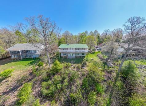 1927 Laurel Lake Drive Monteagle TN 37356