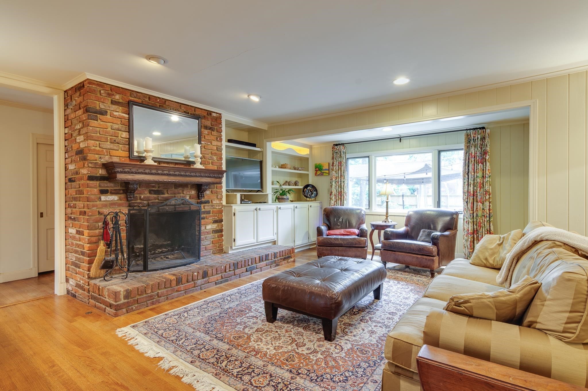 65 Laverne Lane Memphis TN 38117