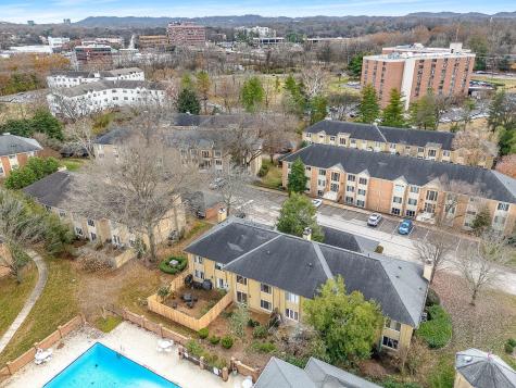 4487 Post Place Nashville TN 37205