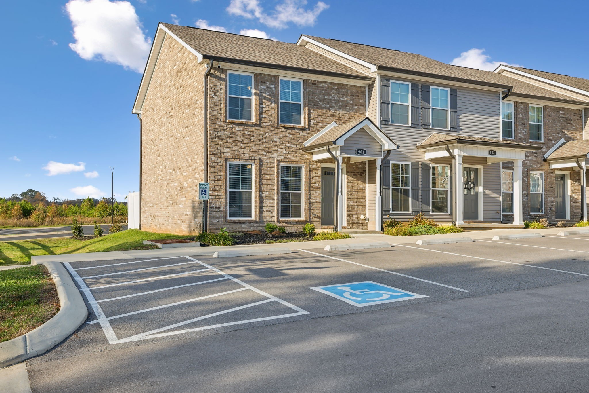 927 Sutton Cove Columbia TN 38401