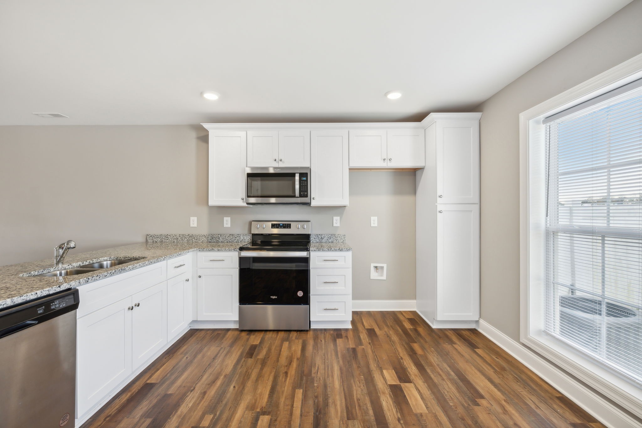 927 Sutton Cove Columbia TN 38401