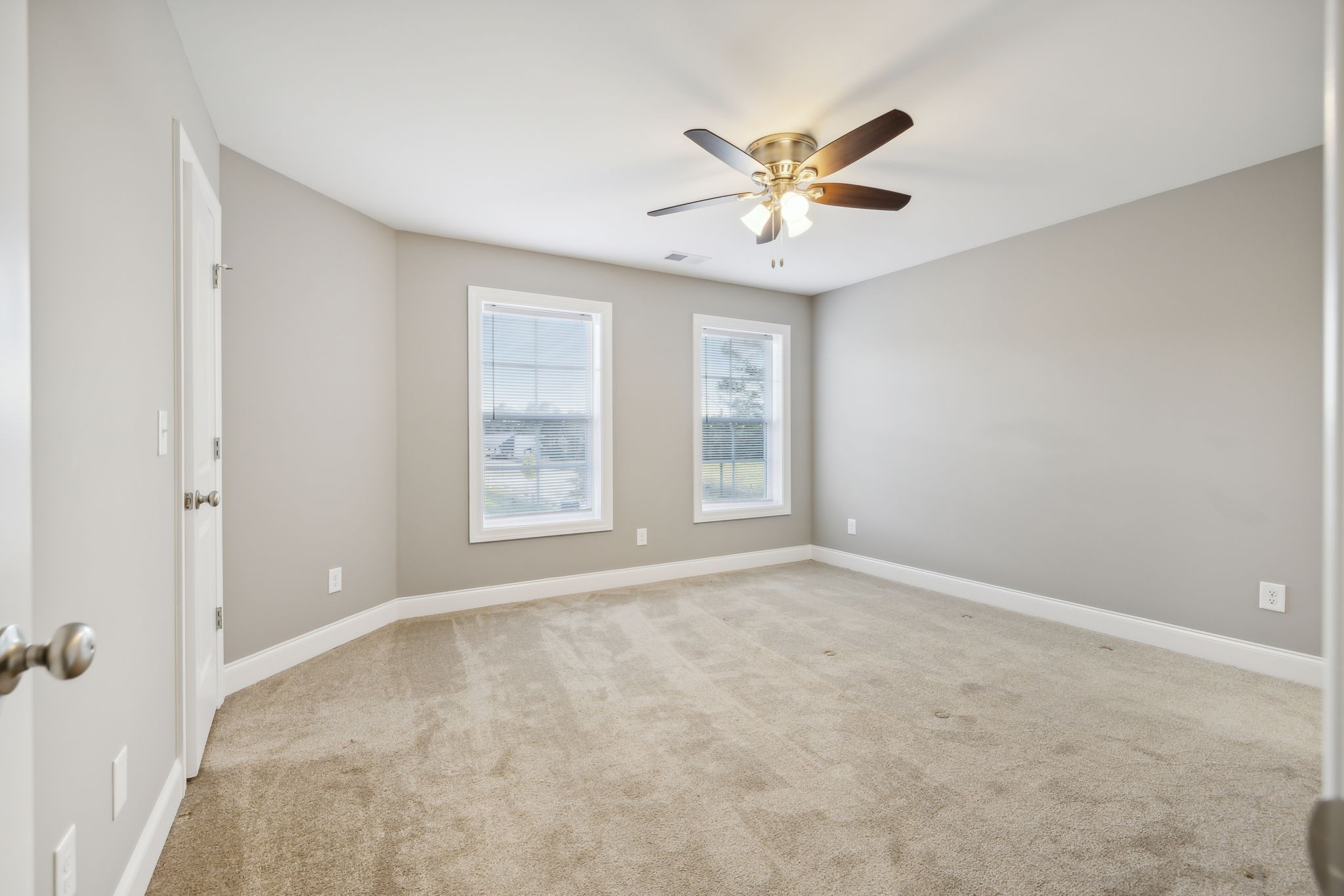 927 Sutton Cove Columbia TN 38401