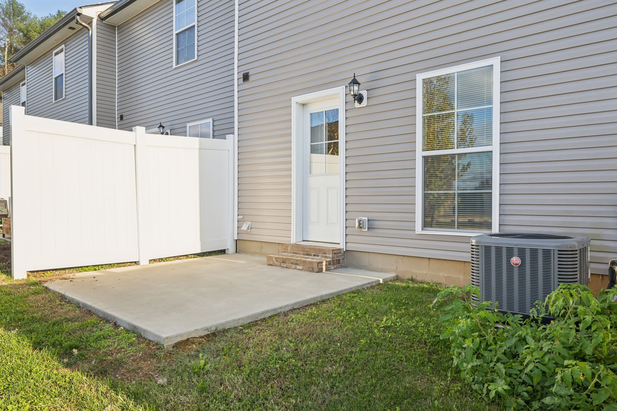 927 Sutton Cove Columbia TN 38401