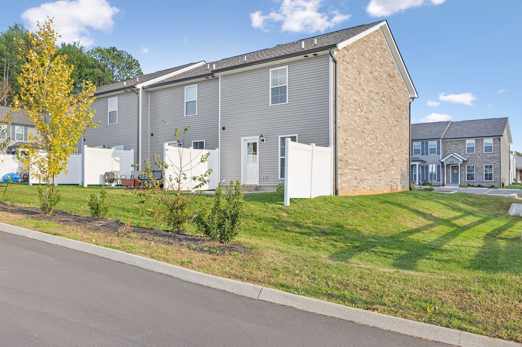 927 Sutton Cove Columbia TN 38401