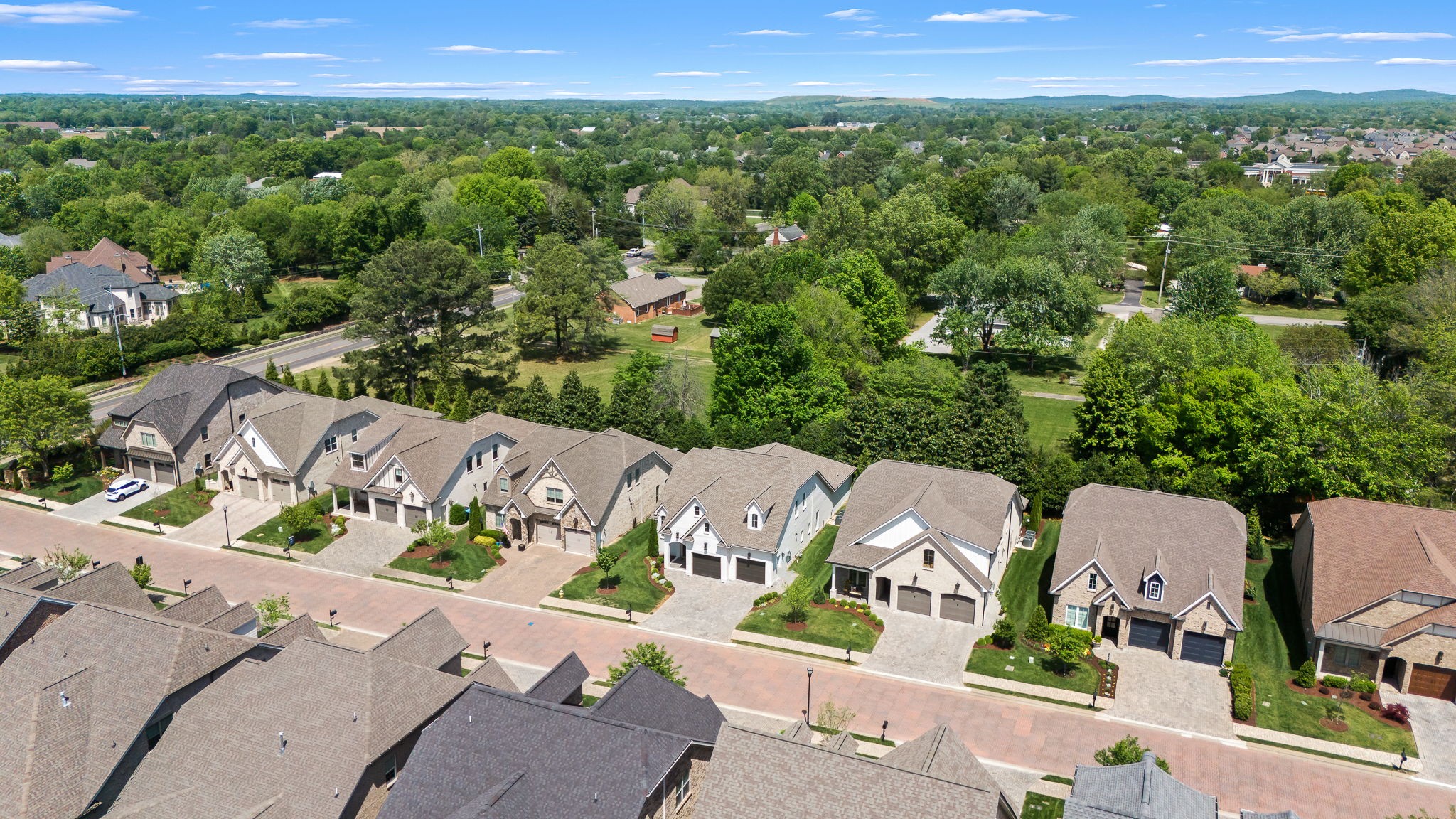 2119 White Poplar Court Murfreesboro TN 37130