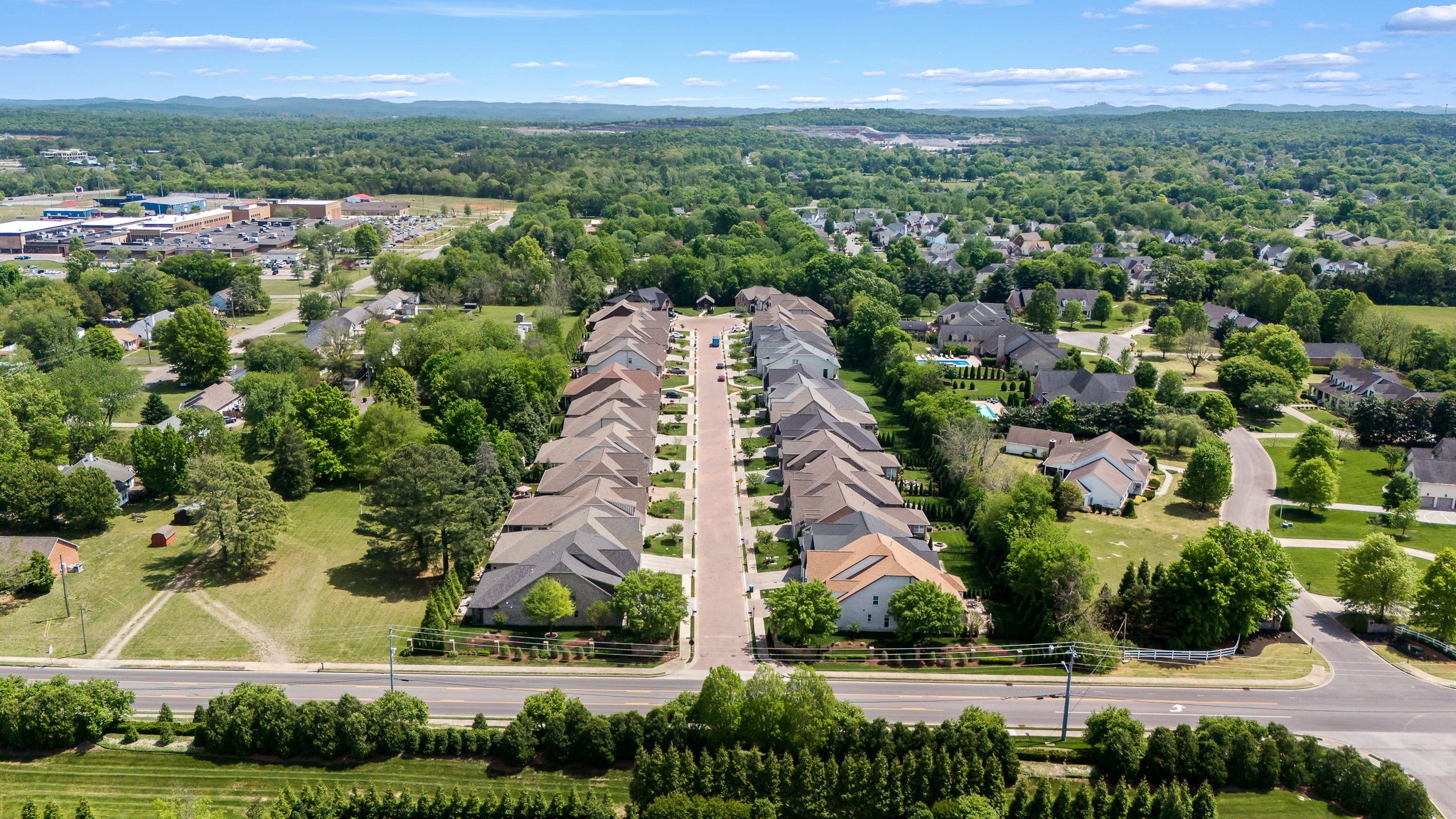2119 White Poplar Court Murfreesboro TN 37130