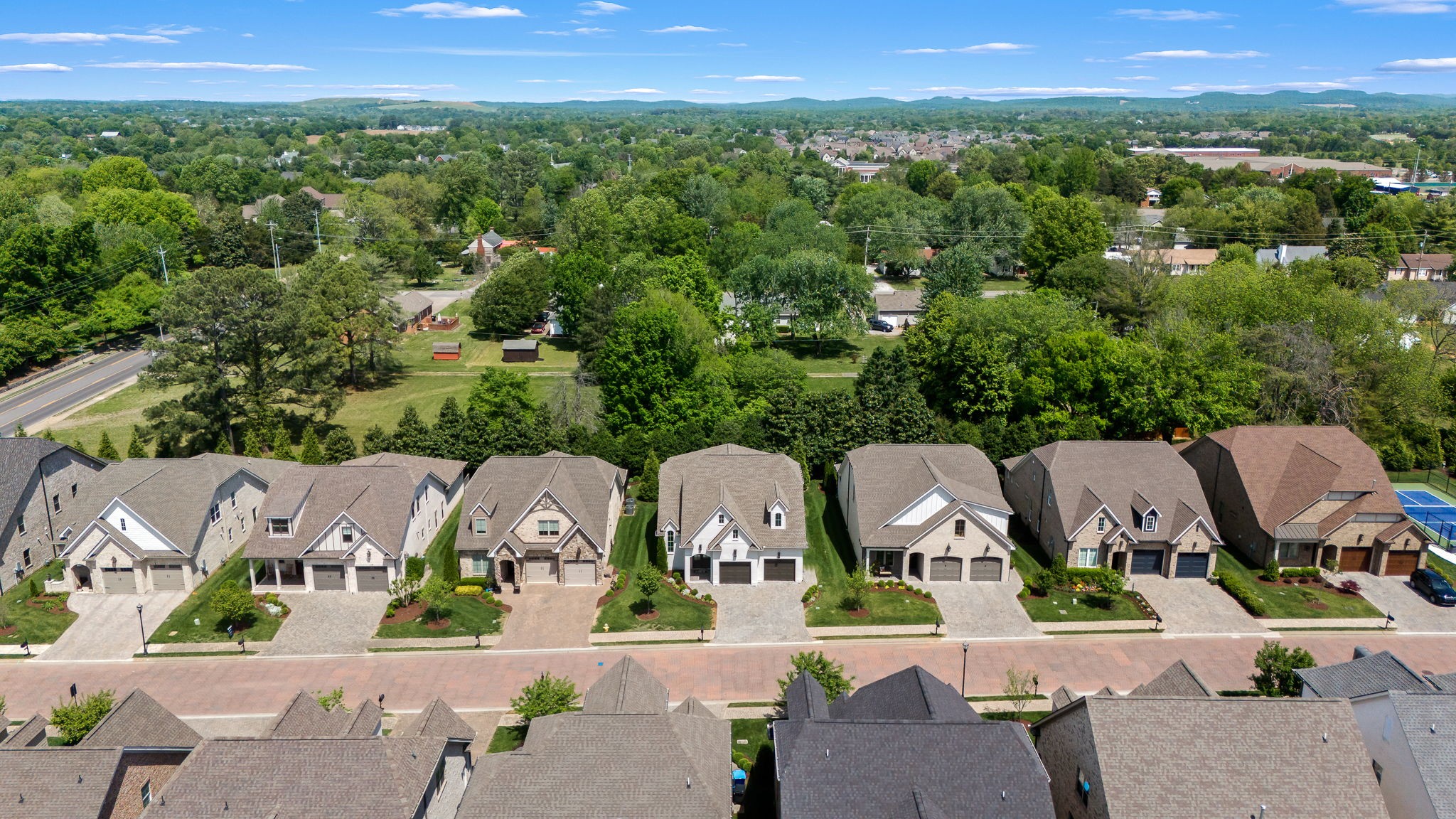 2119 White Poplar Court Murfreesboro TN 37130