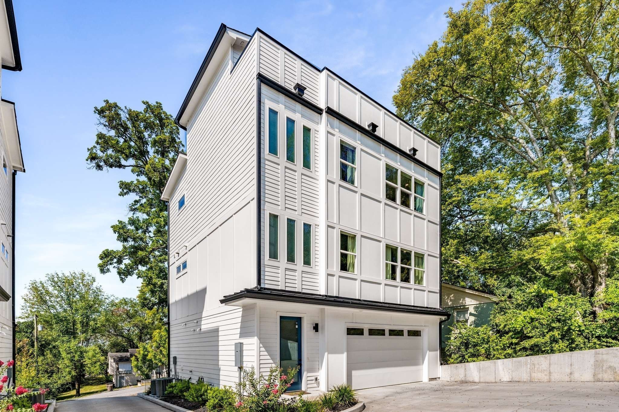3208B Resha Lane Nashville TN 37218