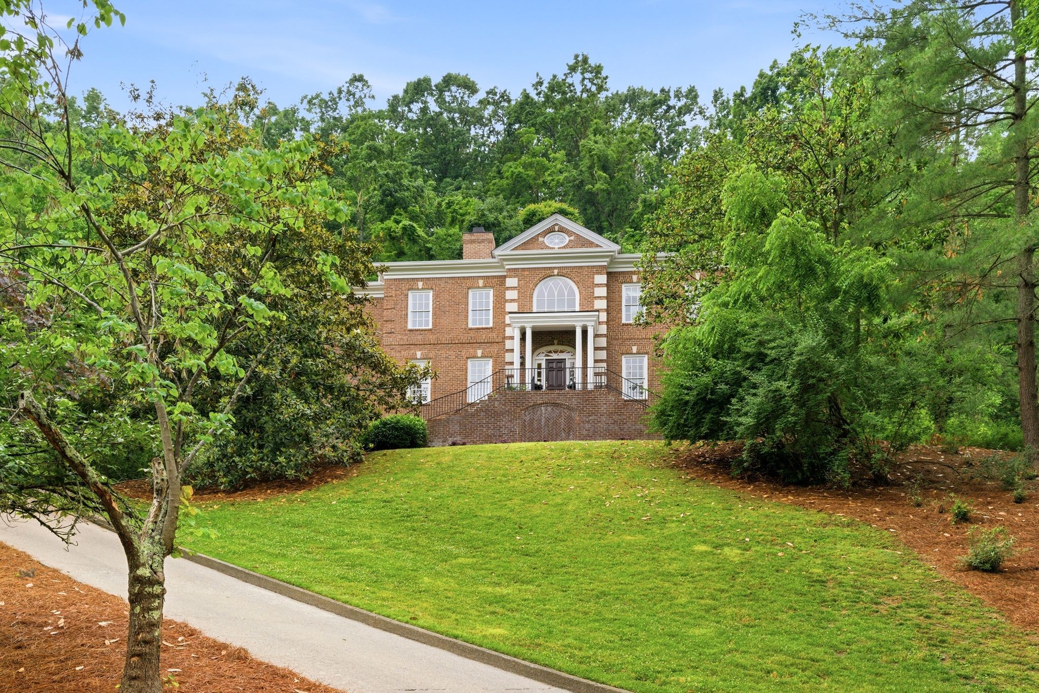 55 Annandale Nashville TN 37215