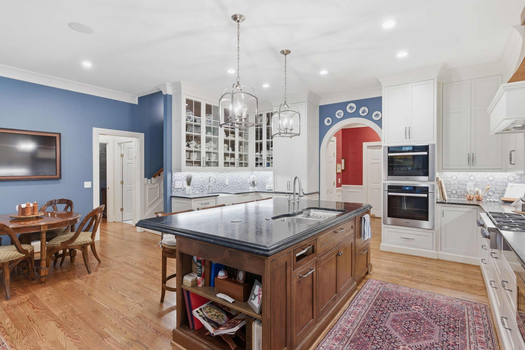 55 Annandale Nashville TN 37215