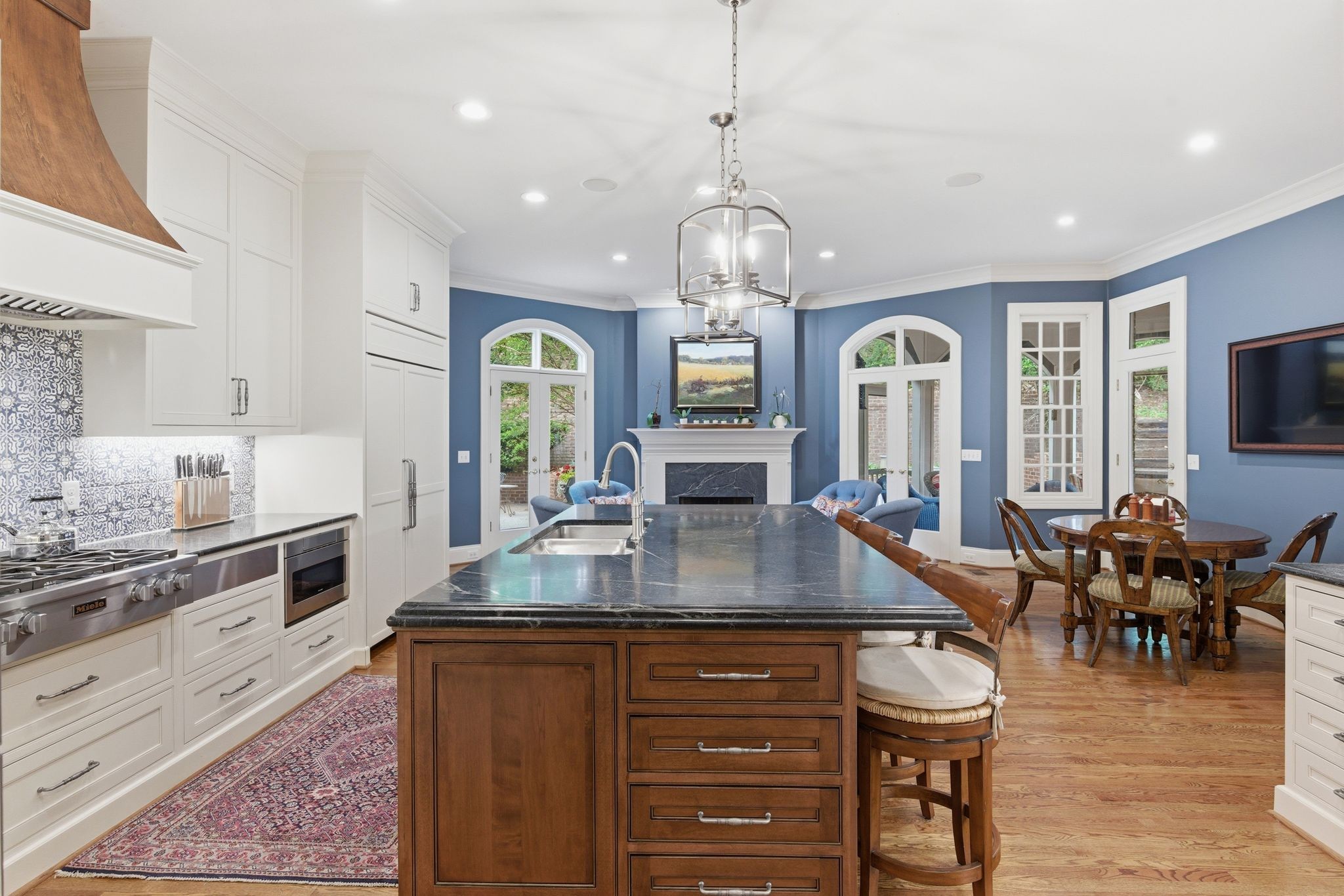 55 Annandale Nashville TN 37215