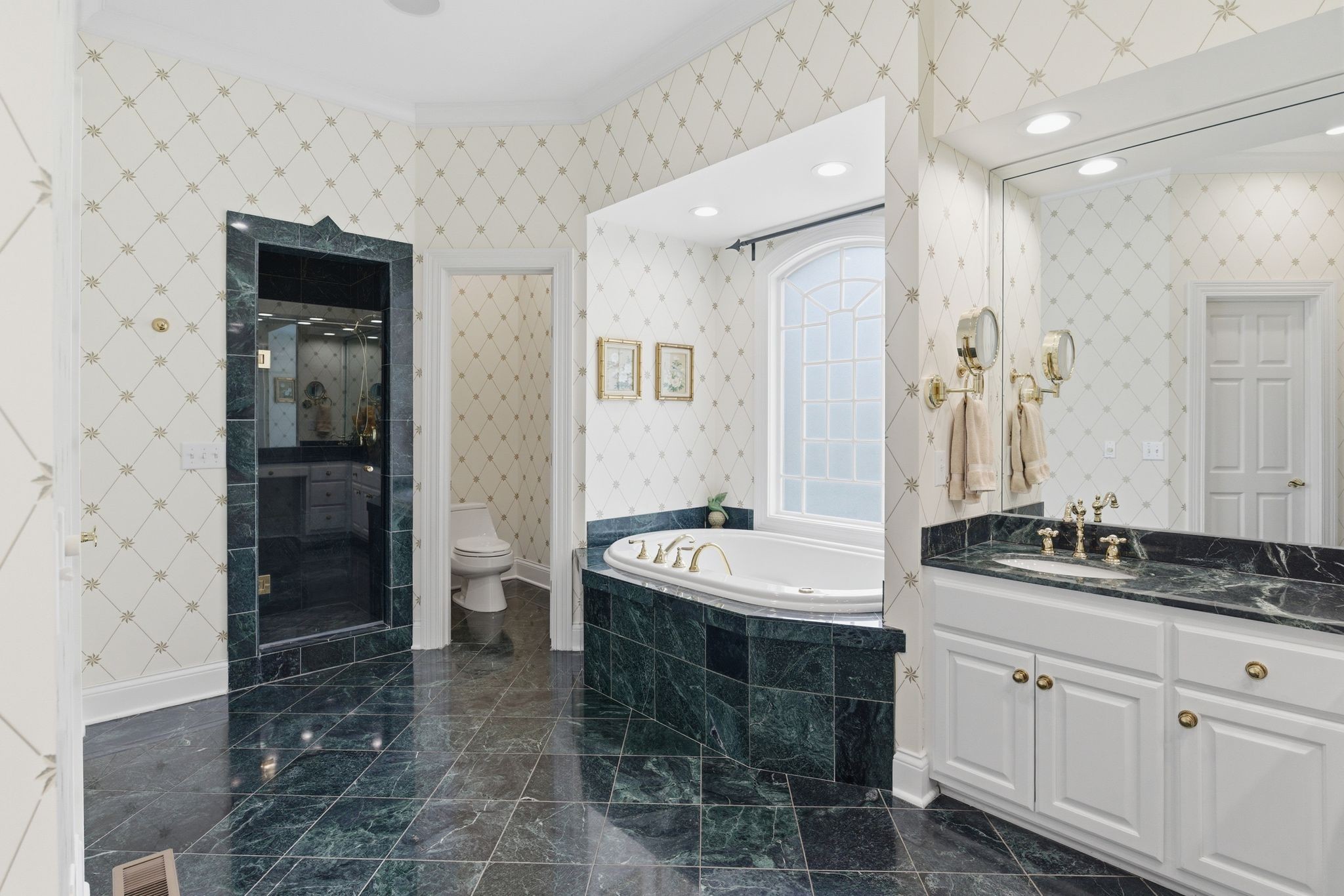 55 Annandale Nashville TN 37215