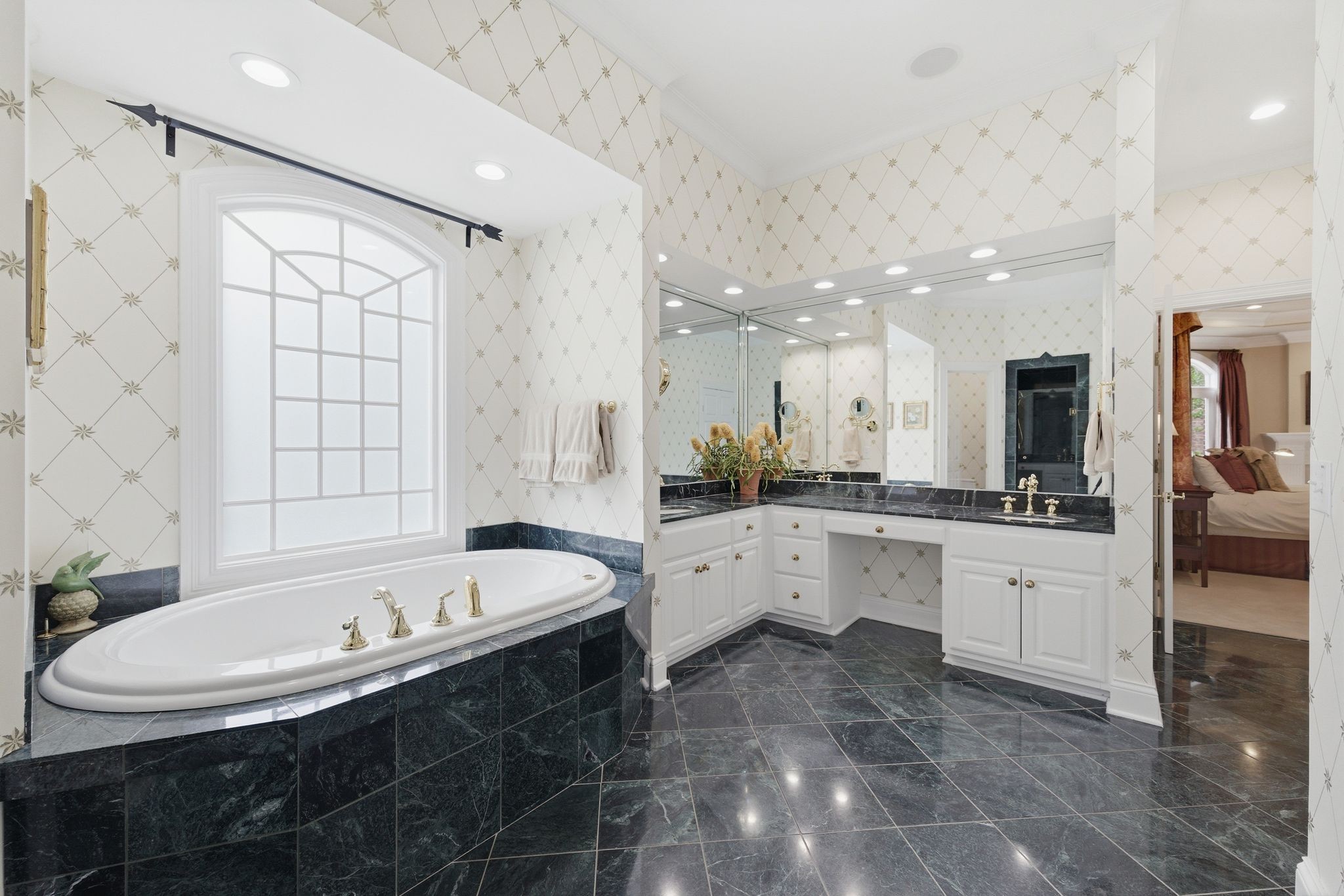 55 Annandale Nashville TN 37215