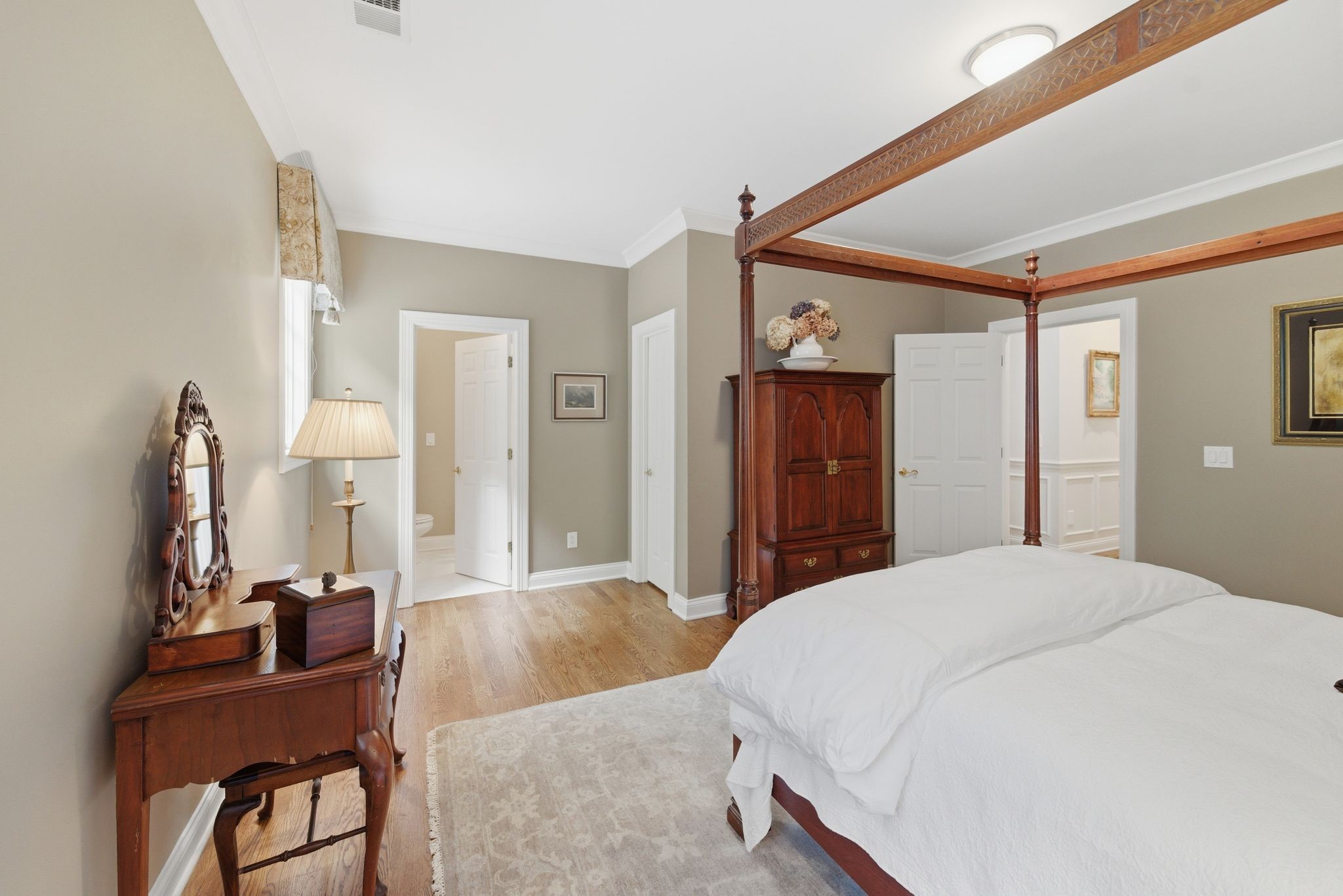 55 Annandale Nashville TN 37215