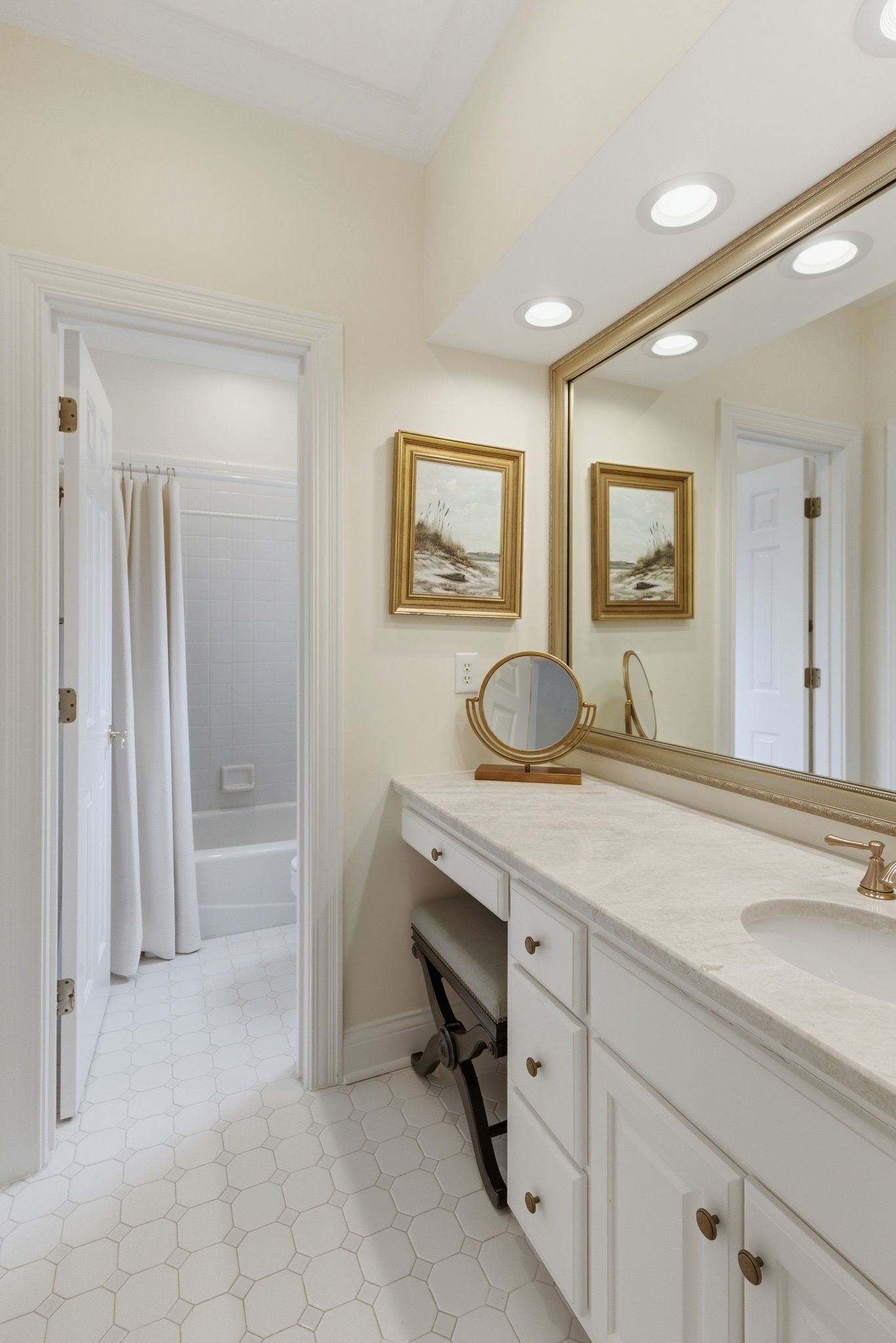 55 Annandale Nashville TN 37215