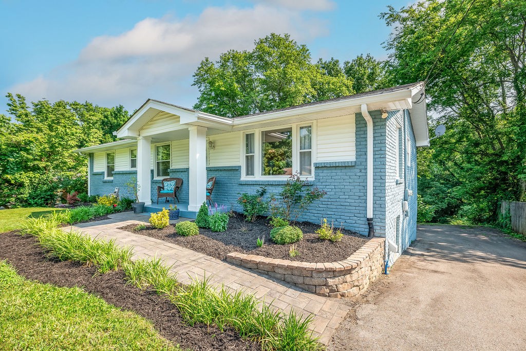 540 Brewer Drive Nashville TN 37211