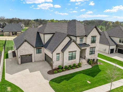 3313 Sarah Bee Lane Thompsons Station TN 37179