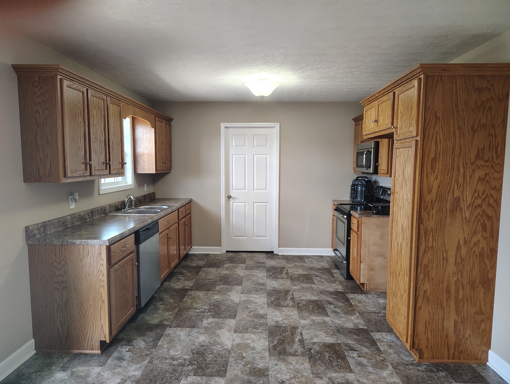 597 Long Creek Road Lafayette TN 37083