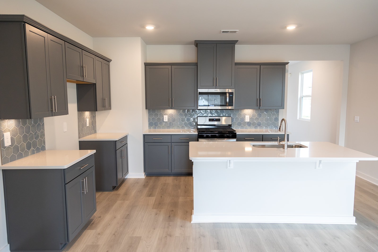 2012 Skippack Pvt Circle Gallatin TN 37066