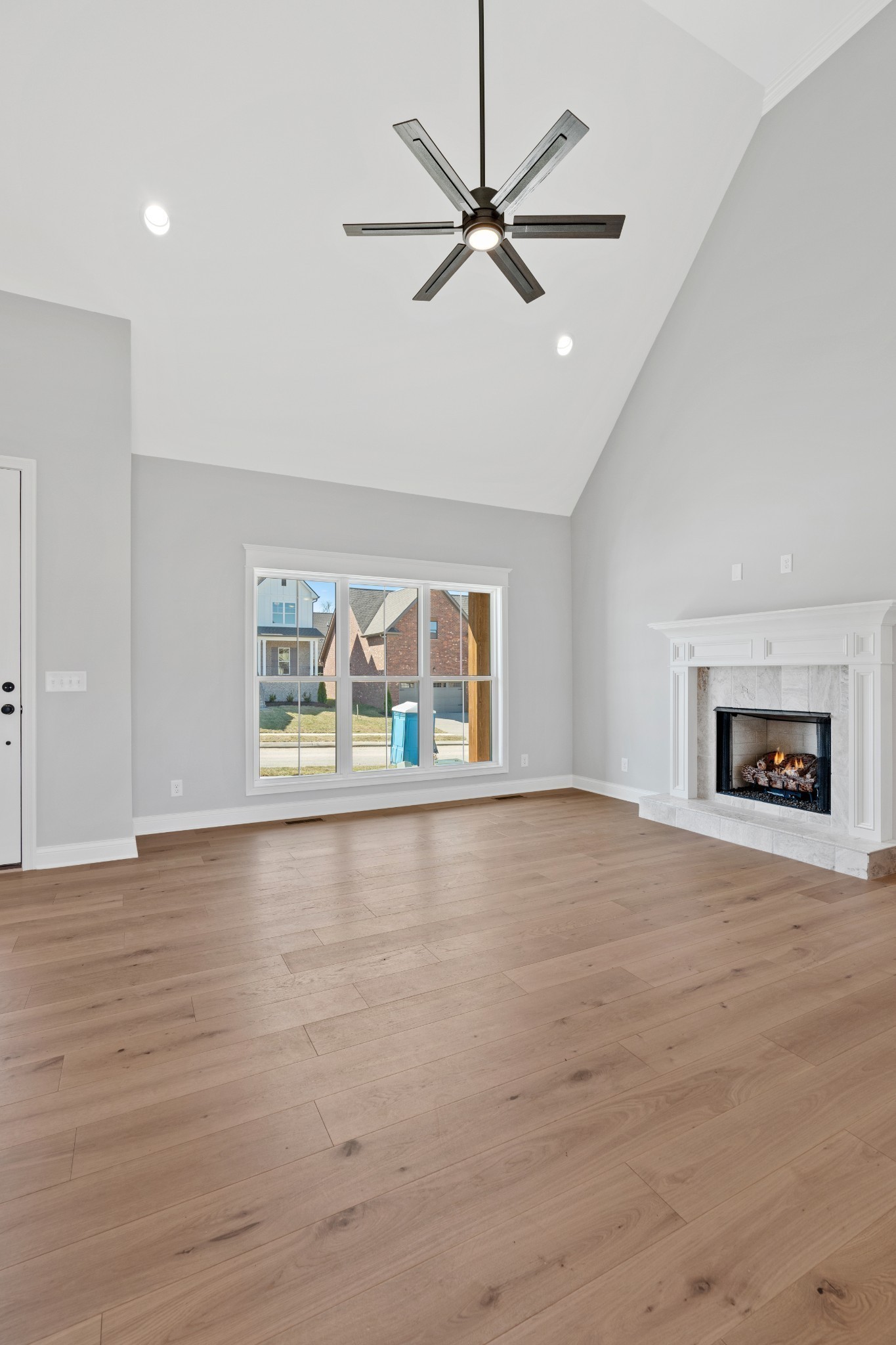 2033 Wt Chandler Boulevard #60 Gallatin TN 37066