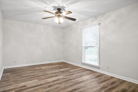 1214 Peachers Mill Road Clarksville TN 37042