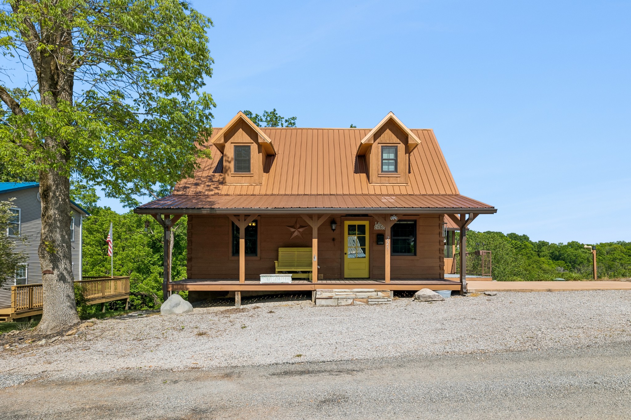 225 Bill Hunter Road Celina TN 38551