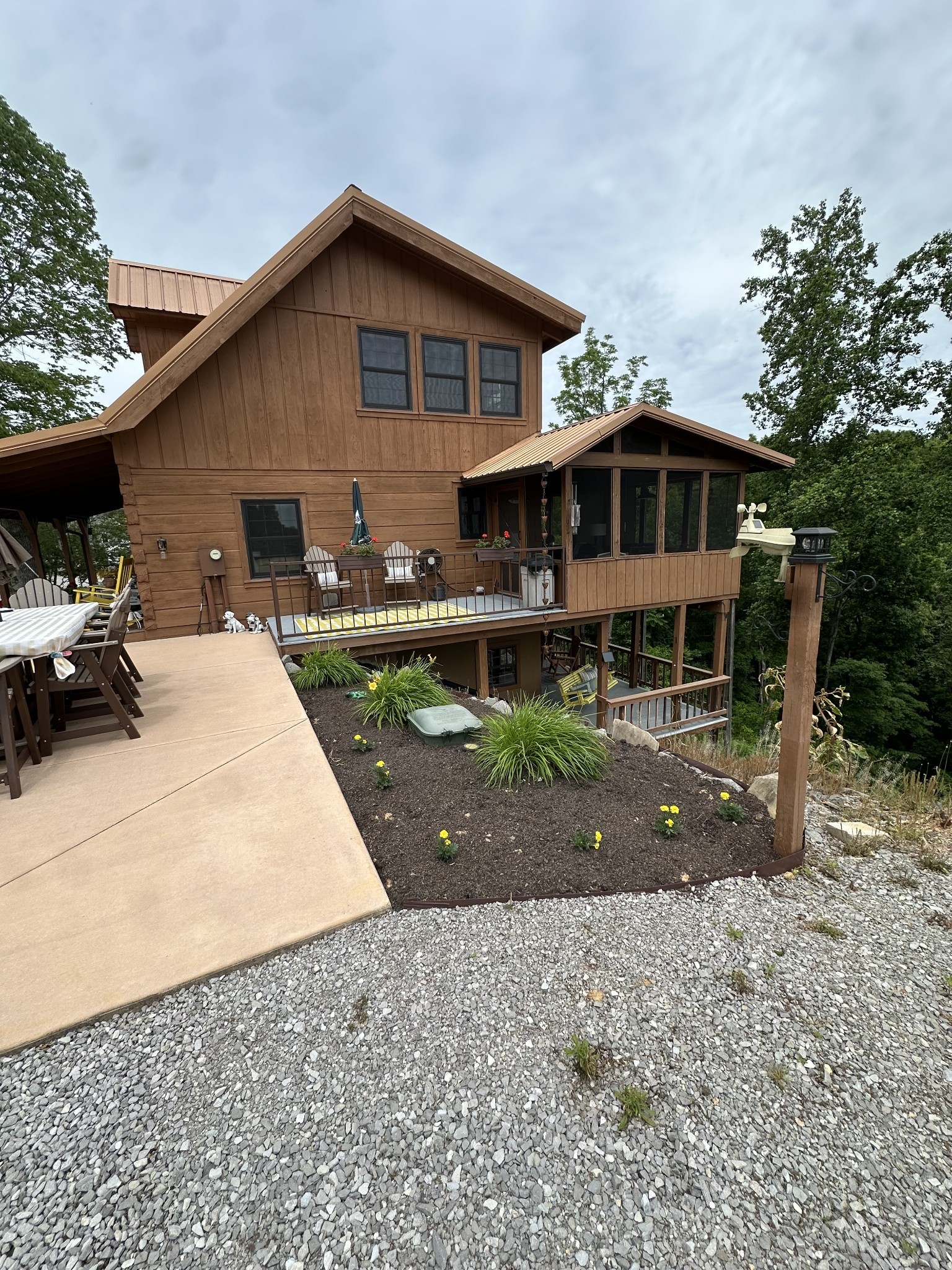 225 Bill Hunter Road Celina TN 38551